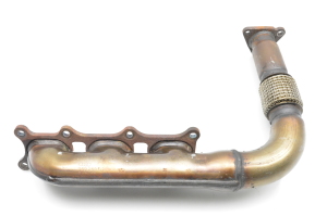  Exhaust manifold 