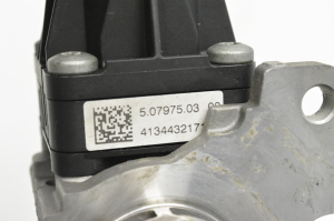  EGR valve 