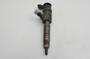  Fuel injector 