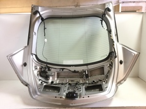  Trunk lid and its parts 