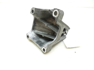  Engine holder 