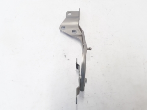  Engine cover hinge 