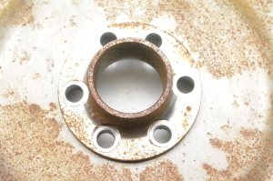  Clutch flywheel 