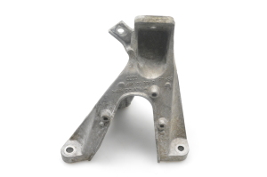  Engine holder 