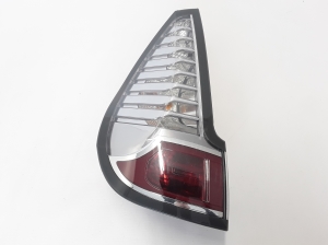  Rear corner lamp 