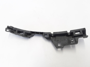  Front bumper bracket 