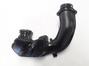  Air intake hose 