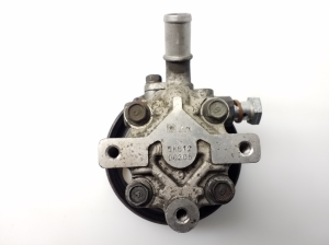  Power steering pump and its components 