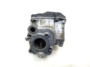  EGR valve 