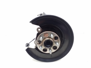  Rear hub 