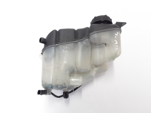  Tank for coolant 