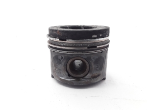  Piston et ses pièces 