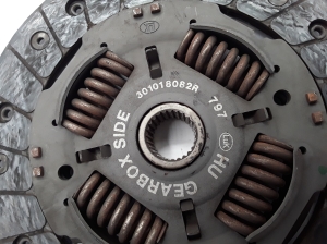  Clutch plate 