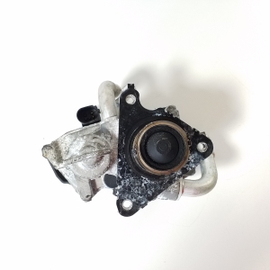  EGR valve 