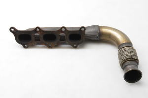  Exhaust manifold 