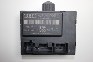  Rear side door control unit 