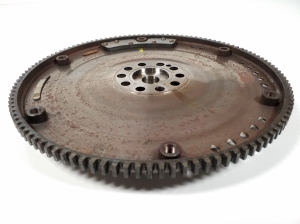  Clutch flywheel 