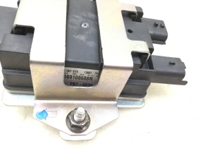  Fuel pump control module 