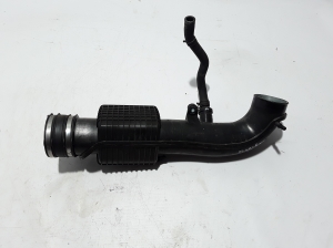  Air intake hose 