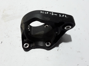  Front axle bracket 