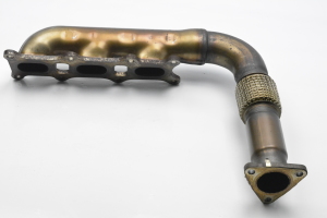  Exhaust manifold 