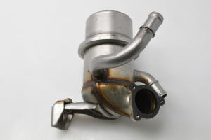  EGR valve cooler 