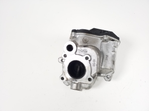  EGR valve 