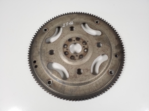  Clutch flywheel 