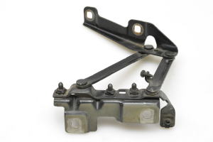  Engine cover hinge 