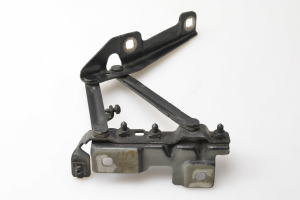  Engine cover hinge 