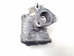  EGR valve 