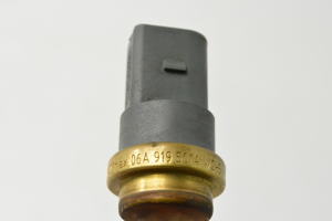  Coolant temperature sensor 