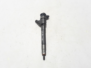  Fuel injector 