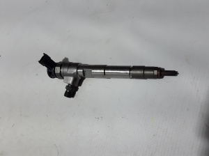  Fuel injector 