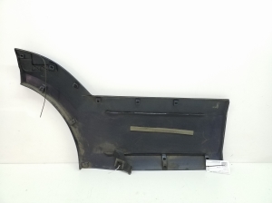  Rear side door strip 