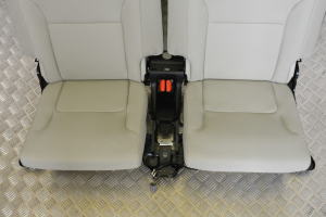  Rear seat and its components 