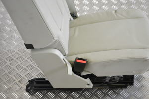  Rear seat and its components 