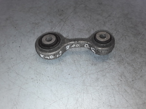  Rear stabilizer link 