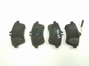  Brake pads 