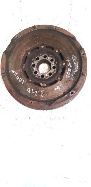  Clutch flywheel 