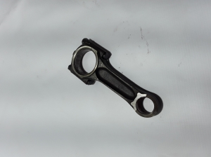  Connecting rod 