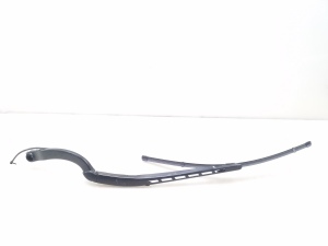  Windshield wiper blade 