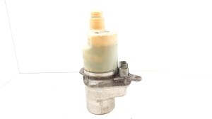  Power steering pump 