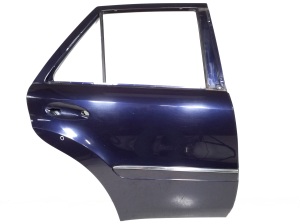  Rear side doors 