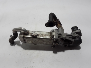  EGR valve 