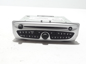  Cassette player 