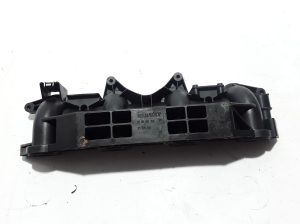  Intake manifold 