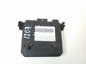  Rear side door control unit 