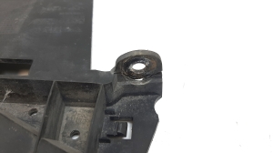  Front bumper bracket 