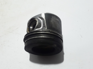  Piston et ses pièces 